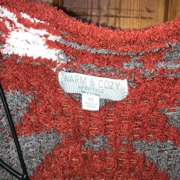 Warm and cozy life style Aztec cardigan orange/gray size medium fuzzy top​ - Picture 3 of 5